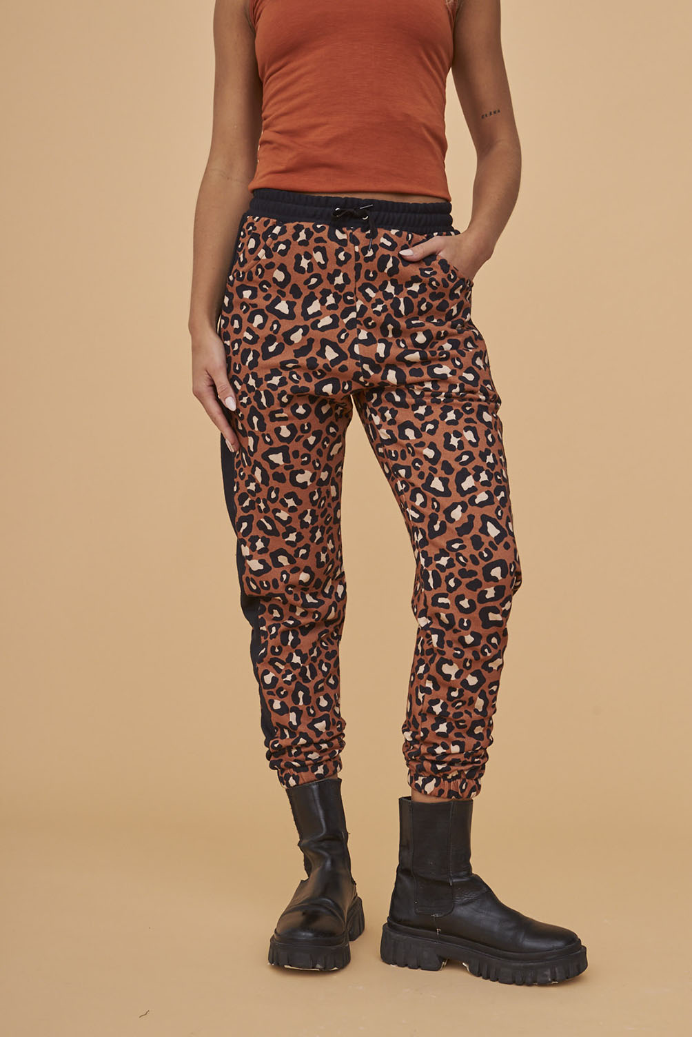 sweet_pantalon-sefro_42-10-2023__picture-12183