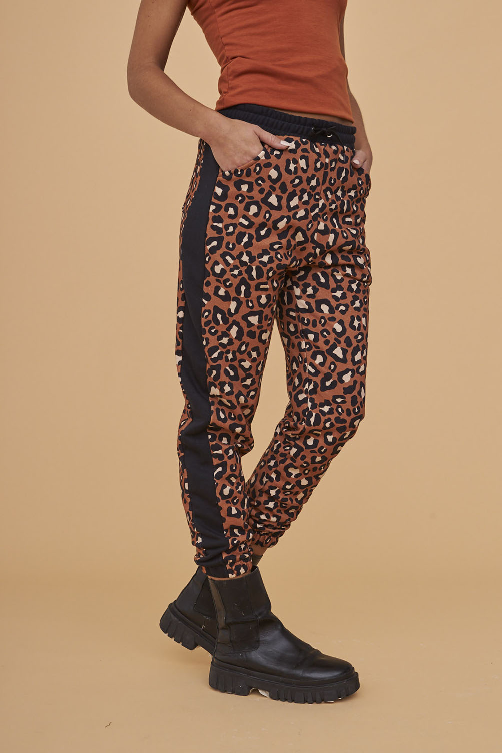 sweet_pantalon-sefro_42-10-2023__picture-12184