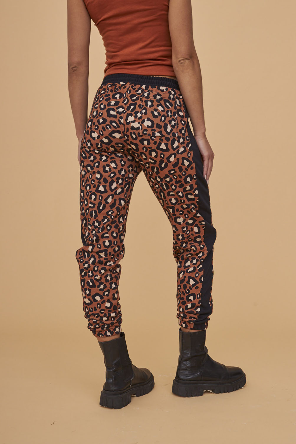 sweet_pantalon-sefro_42-10-2023__picture-12185