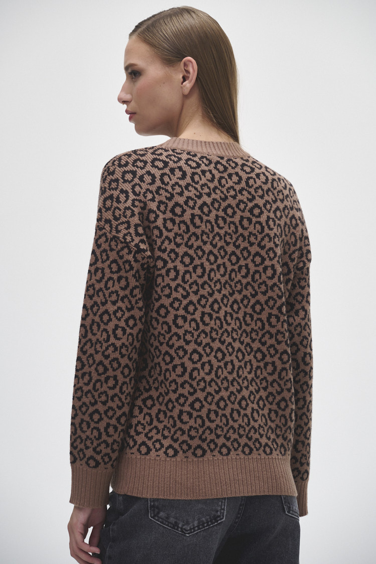 Sweater animal print