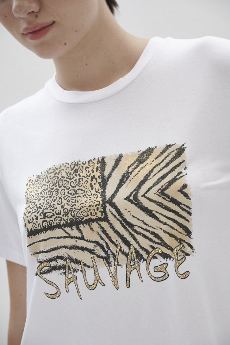 Remera estampado animal print