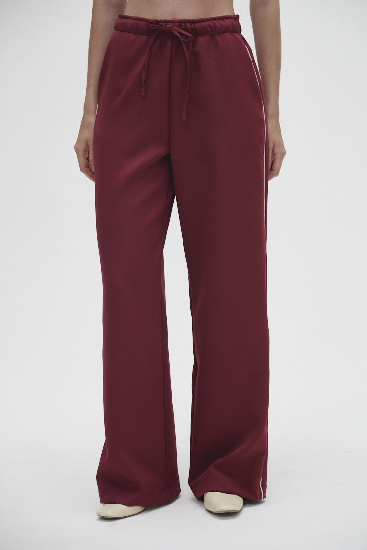 PANTALON CON CORDON