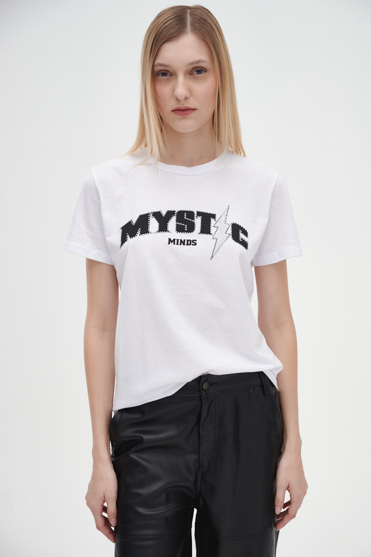 REMERA ESTAMPADA BRILLOS
