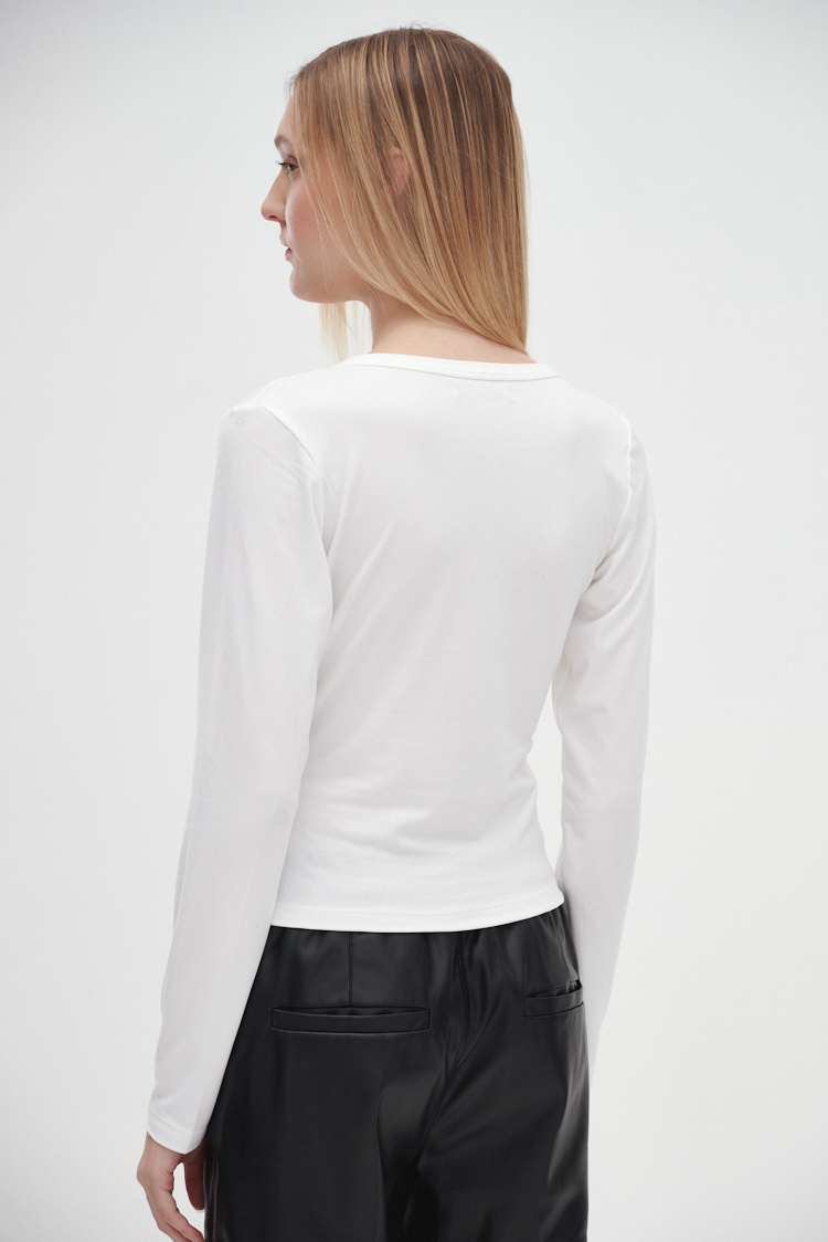 REMERA CRUZADA