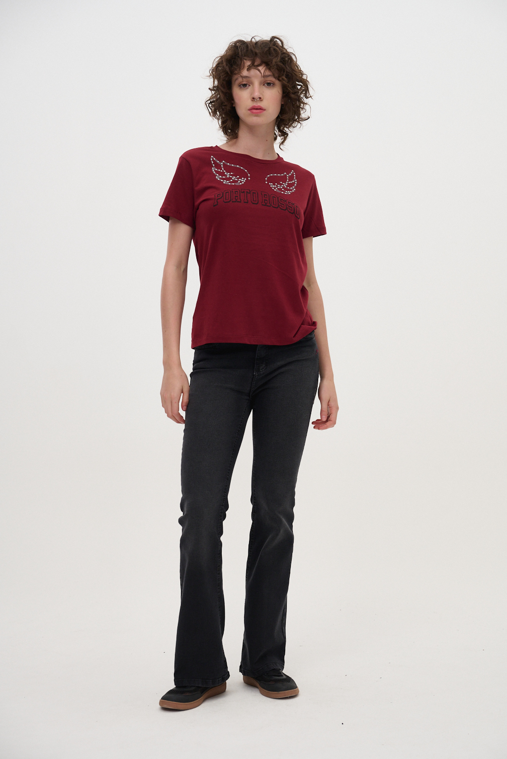 remera estamada alas