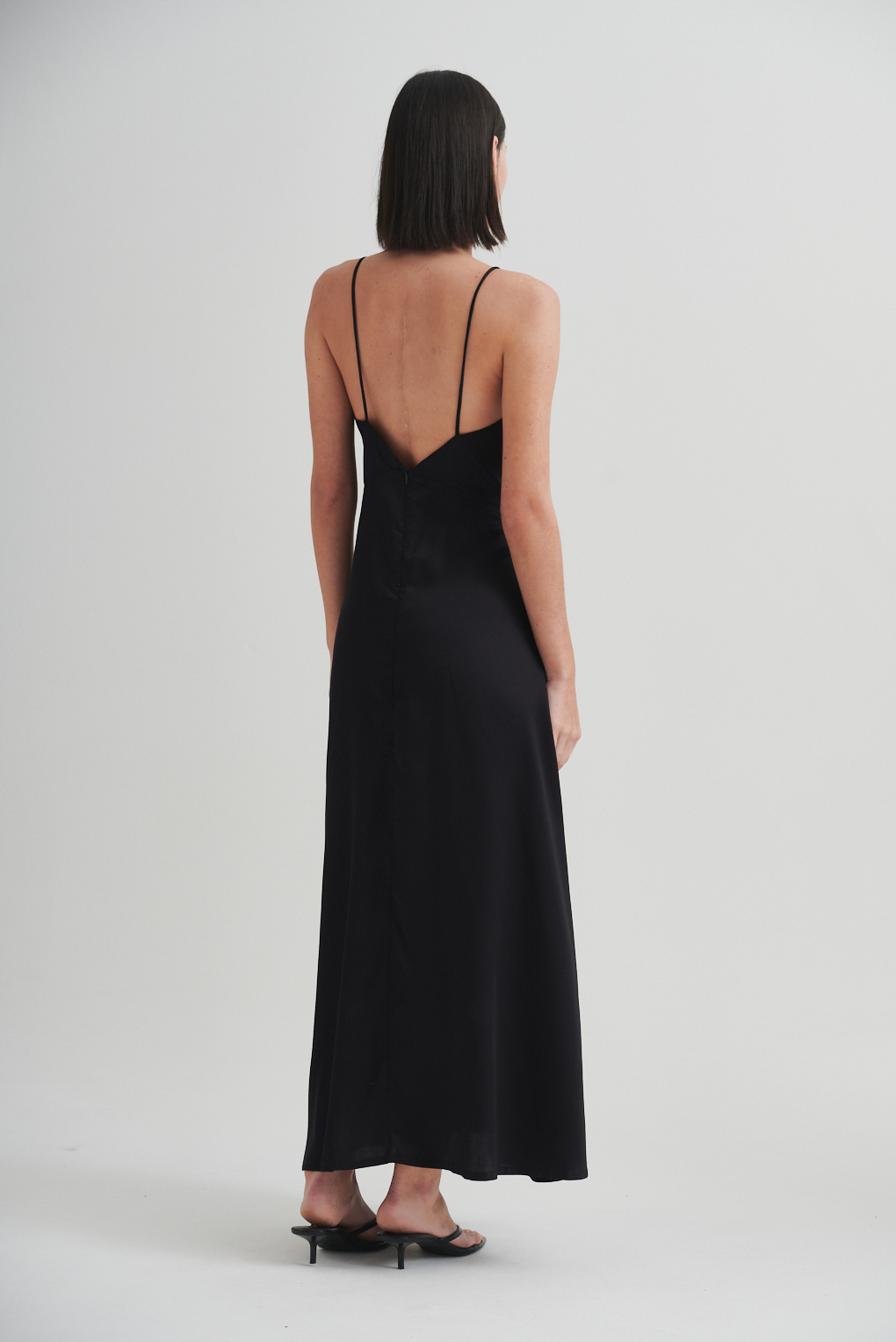 vestido satinado