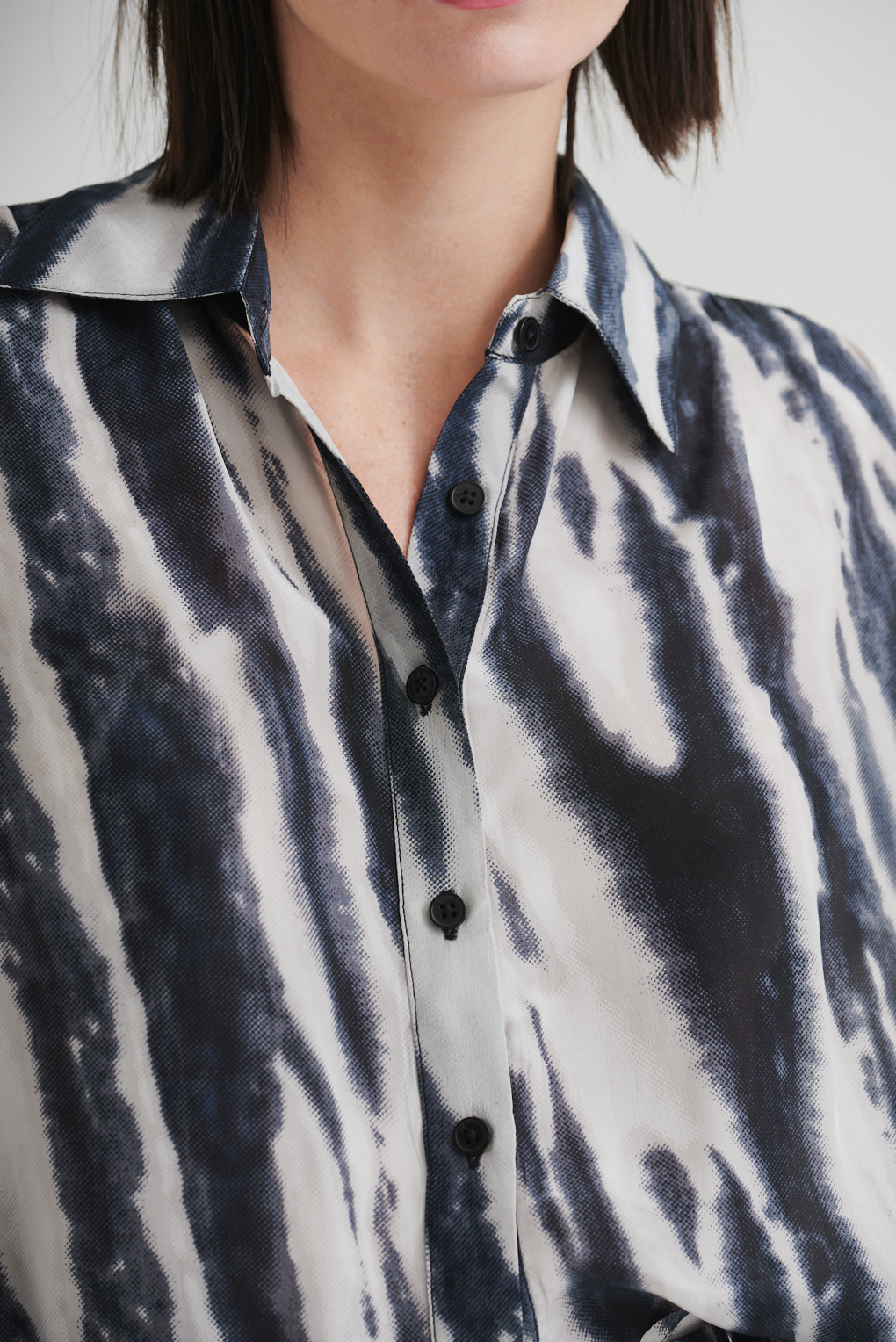 blusa estampada sin mangas