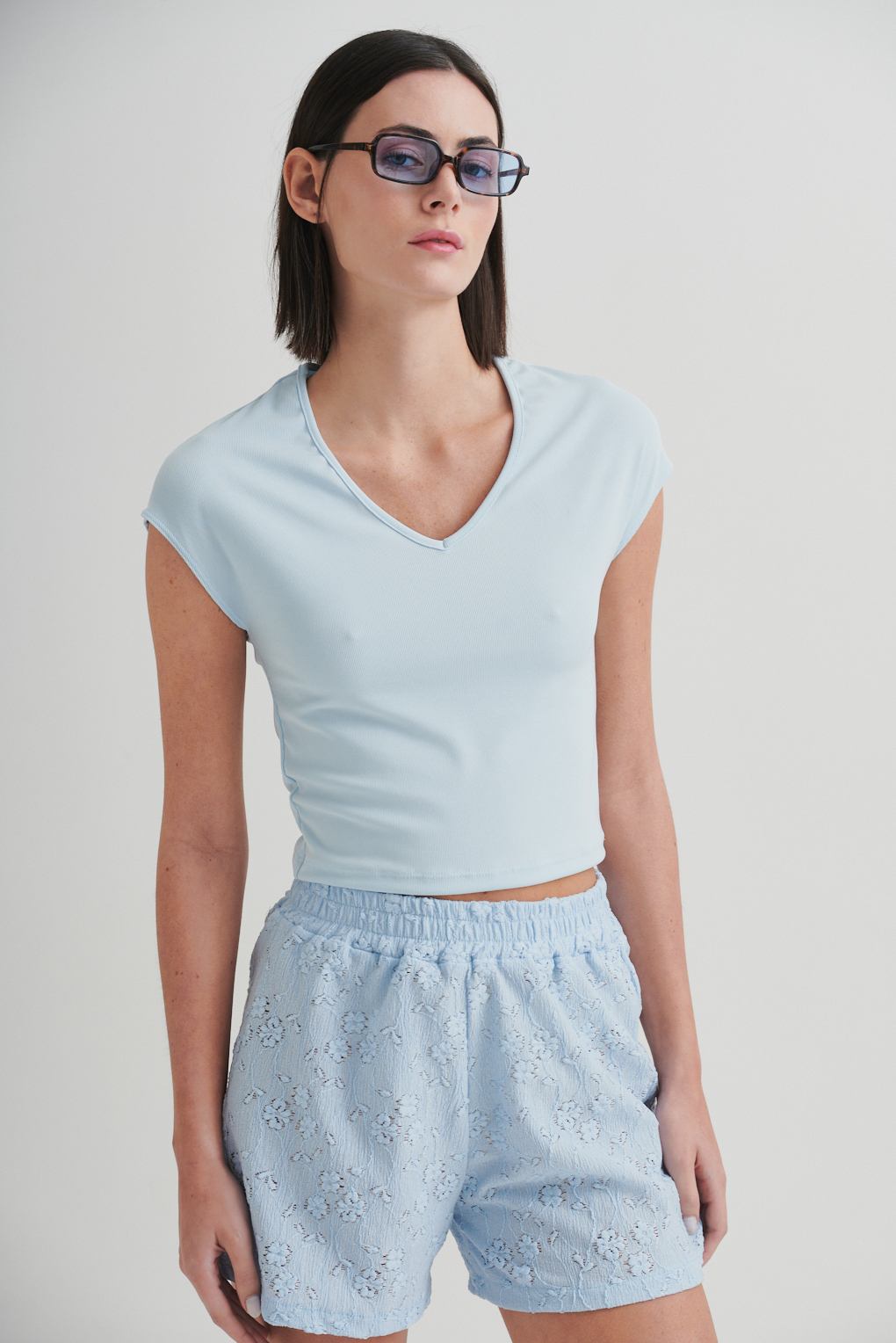 remera corta ribb