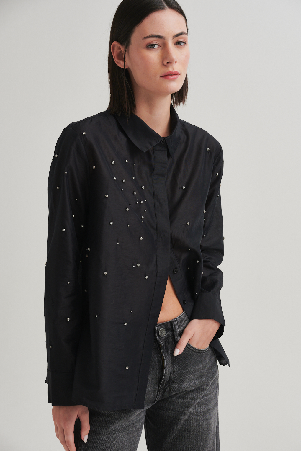camisa con mostacillas