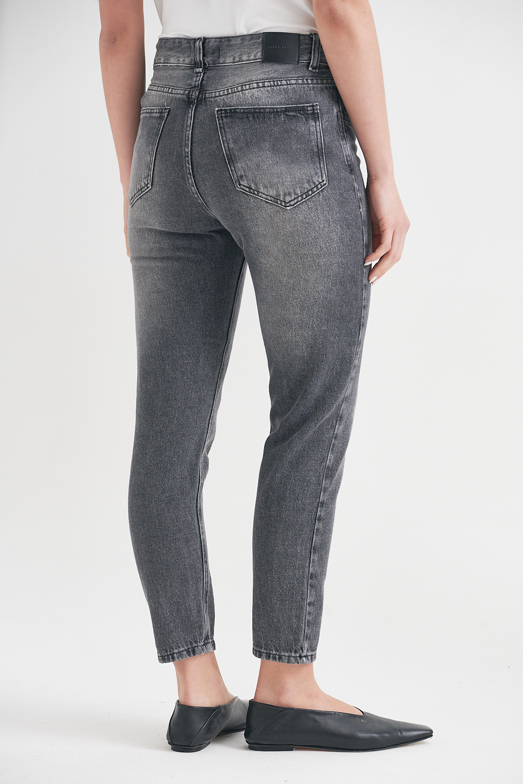 jean mom gris