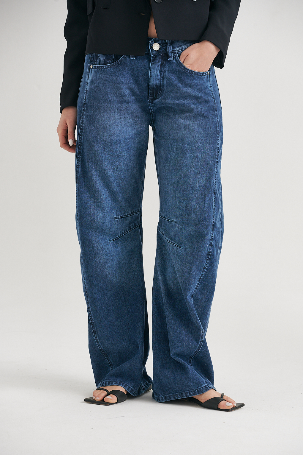 jean barrel fit