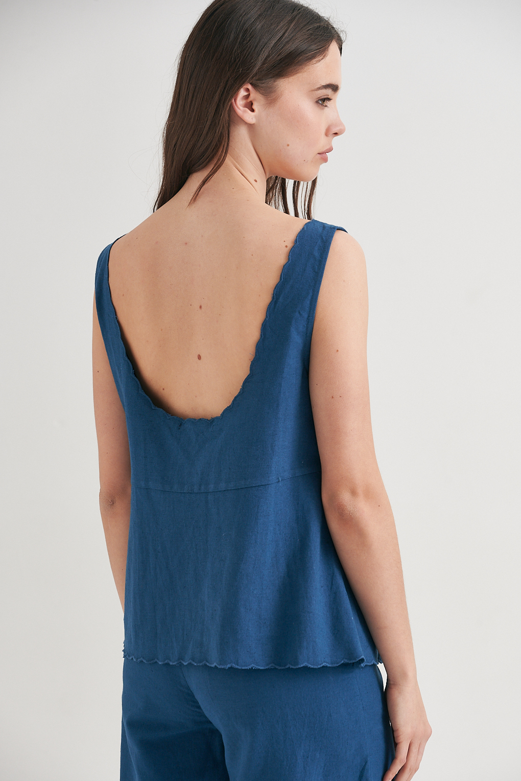 blusa lino bordada