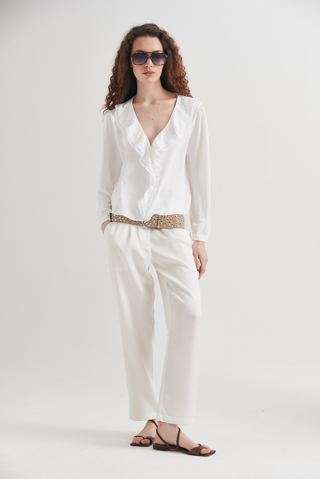 blusa con puntilla