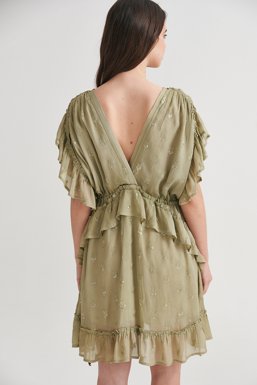 Vestido escote volados