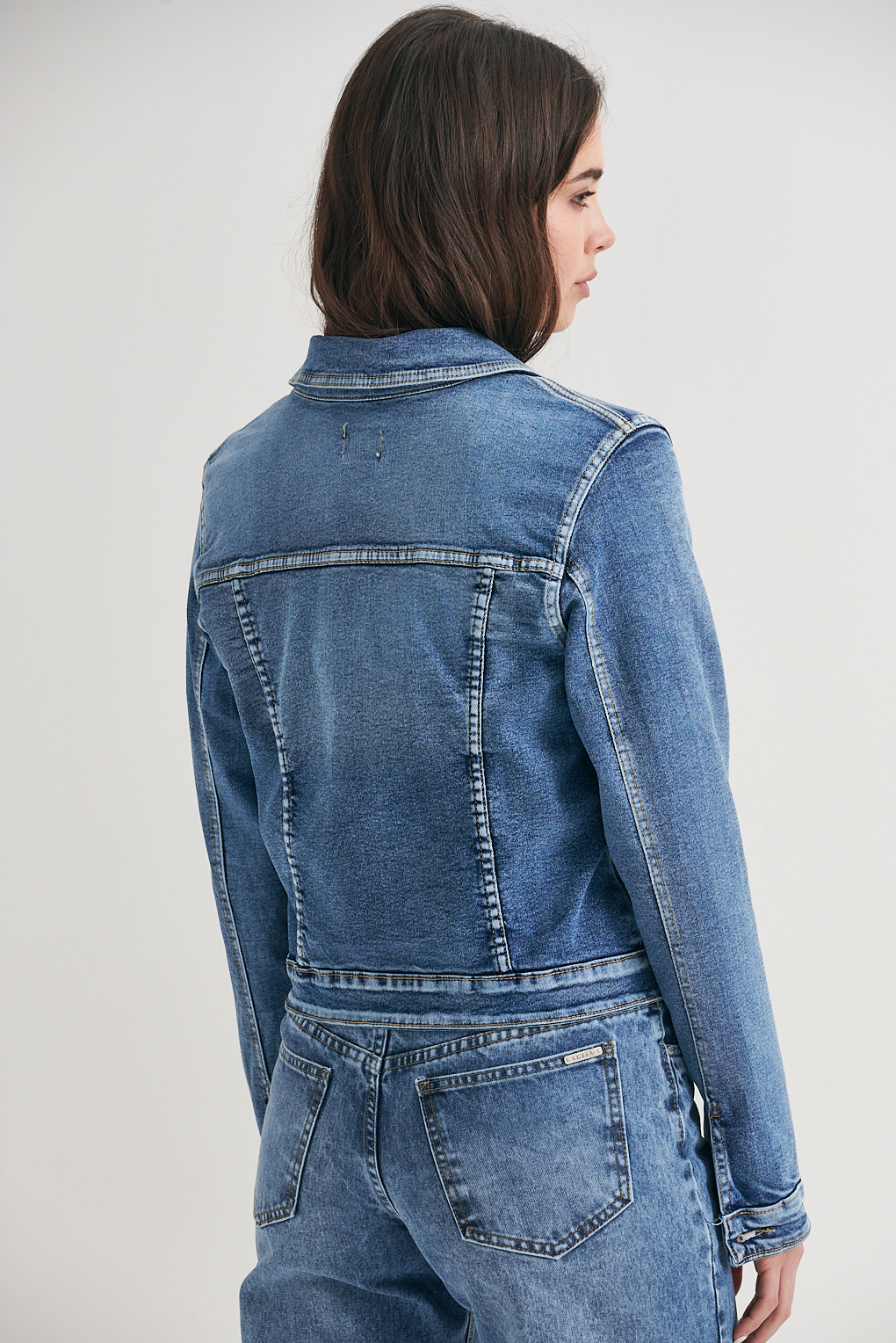 campera de jean con brillos