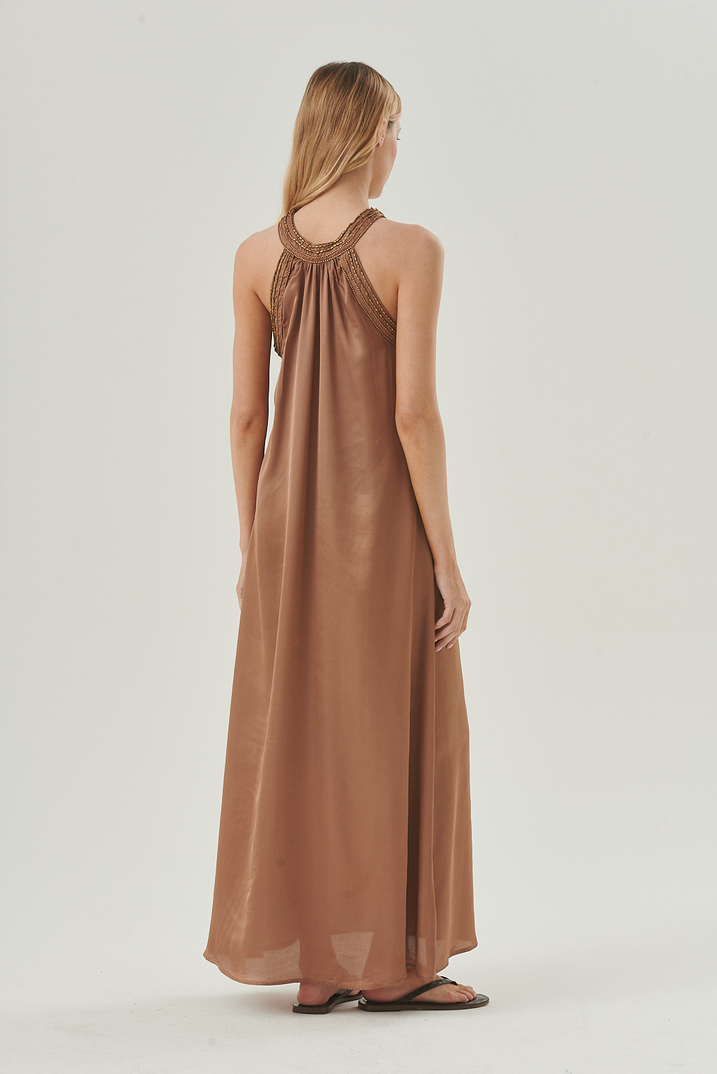 vestido satinado