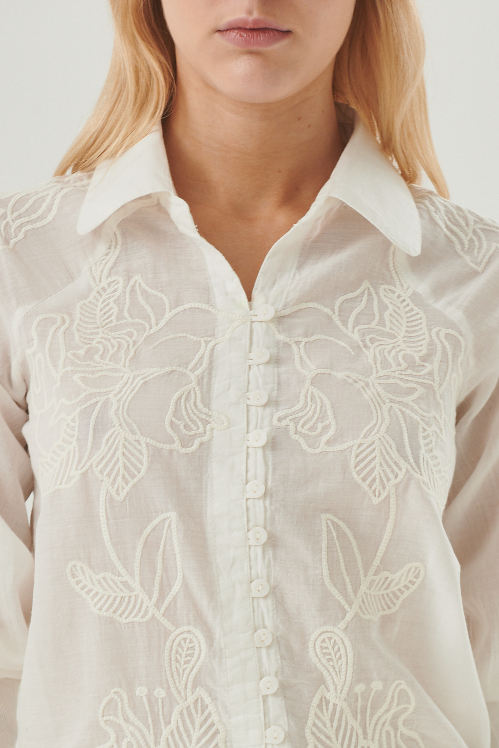 camisa bordada 