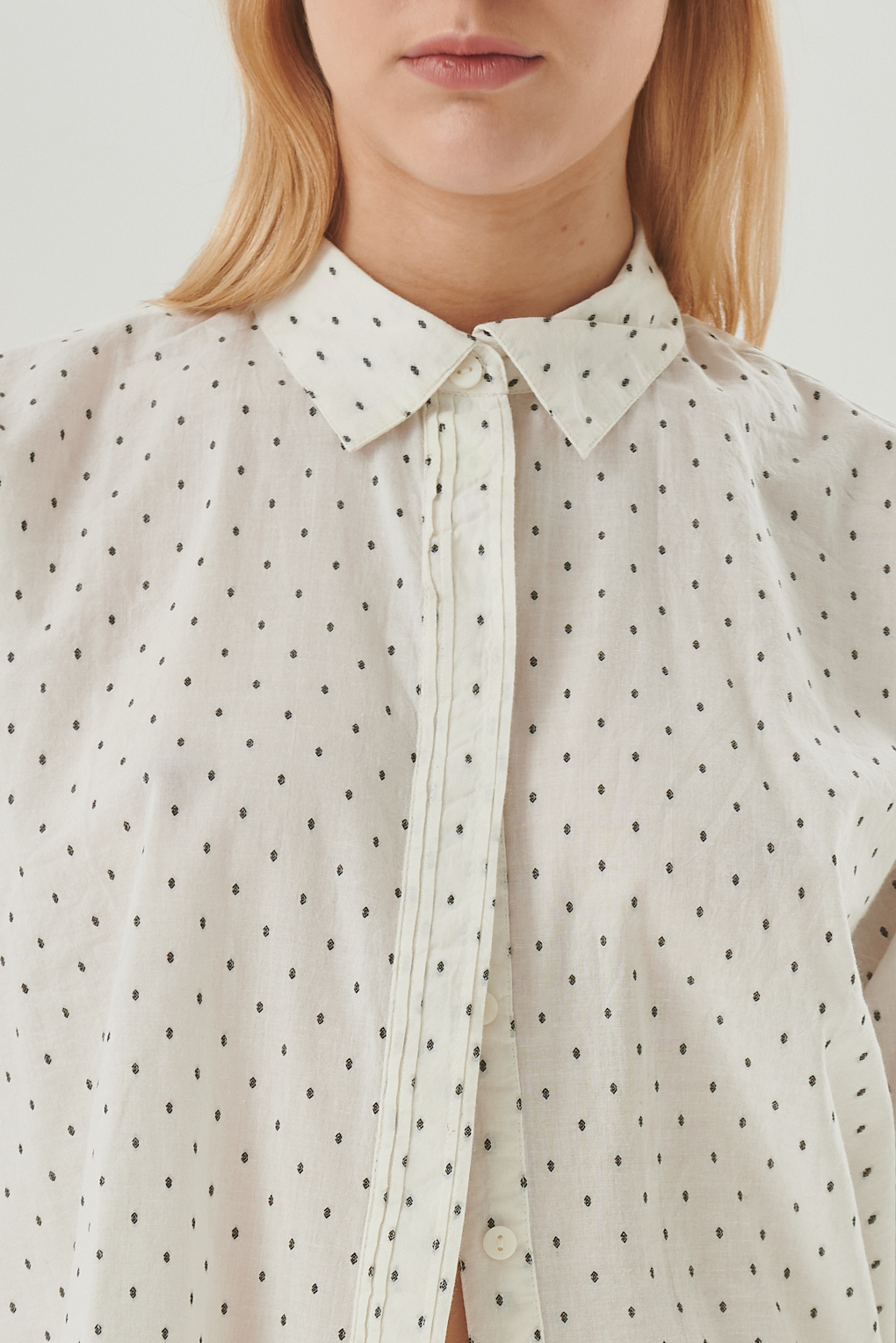 camisa algodón efecto lunares