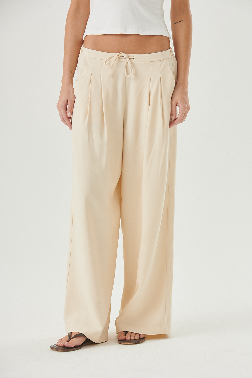 pantalón crepe