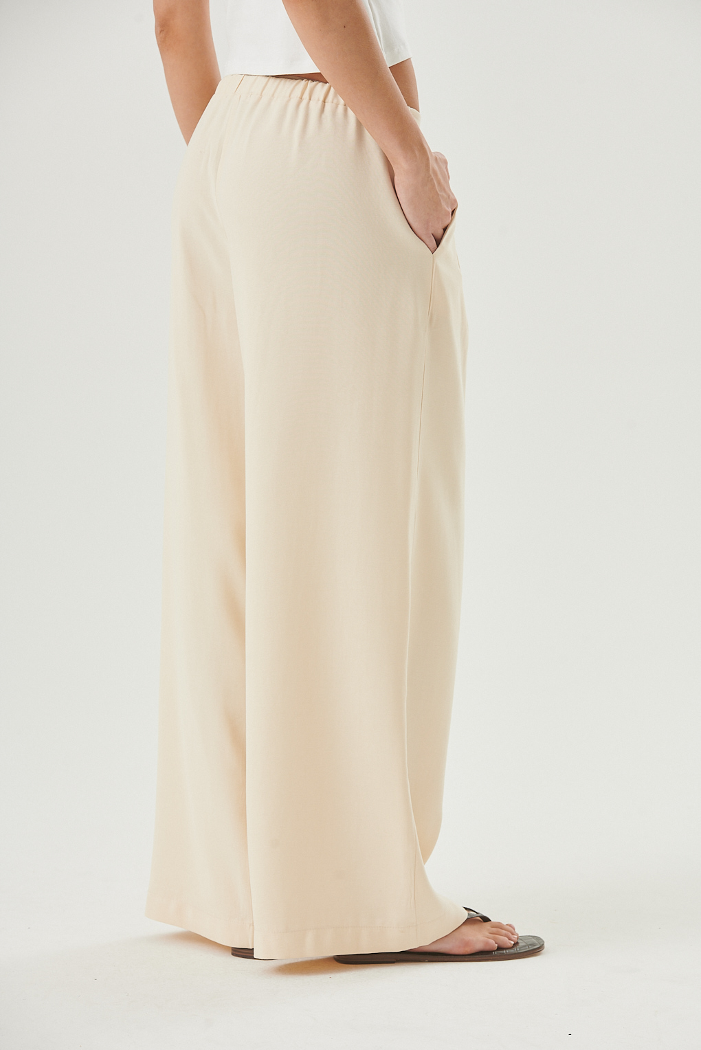 pantalón crepe