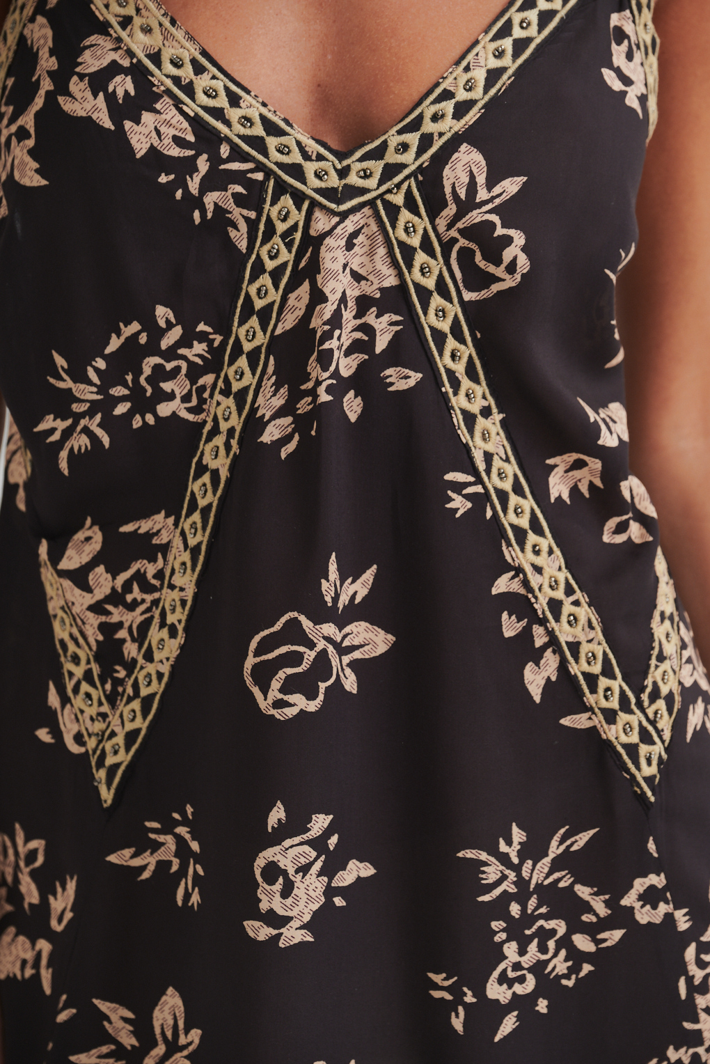 "vestido breteles bordado "