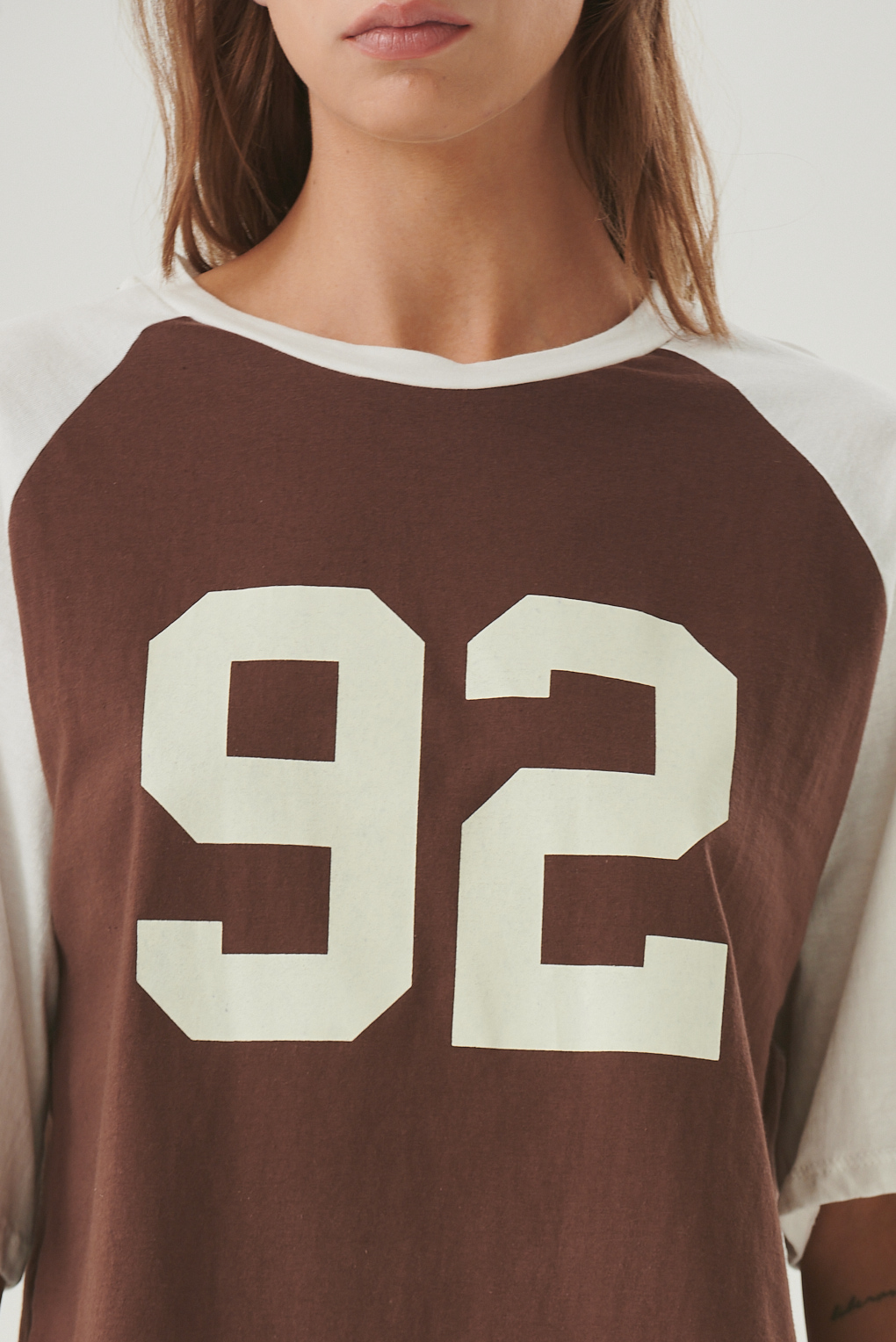 remera algodon estilo universitario 