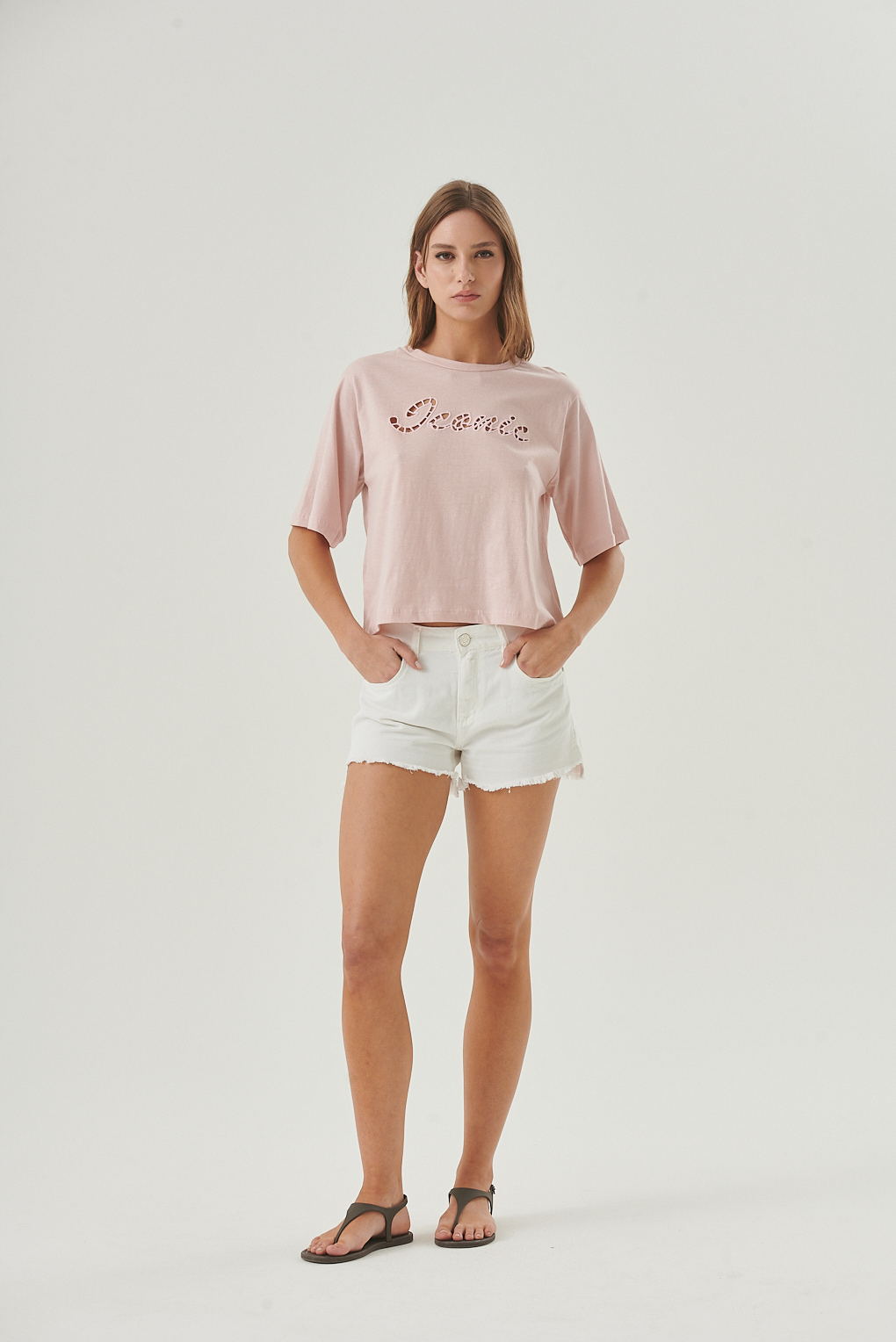 remera algodon bordada