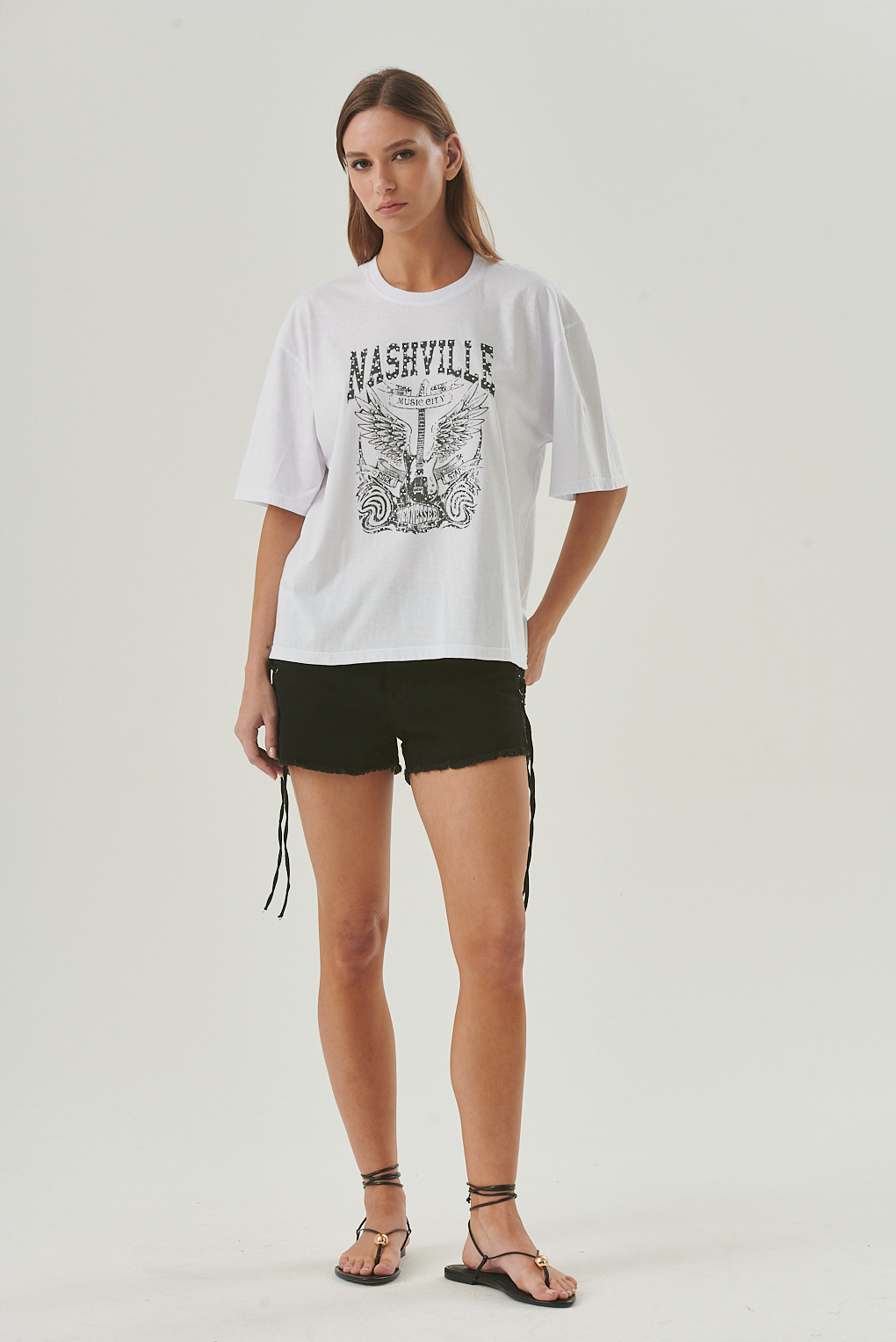 remera amplia estampada