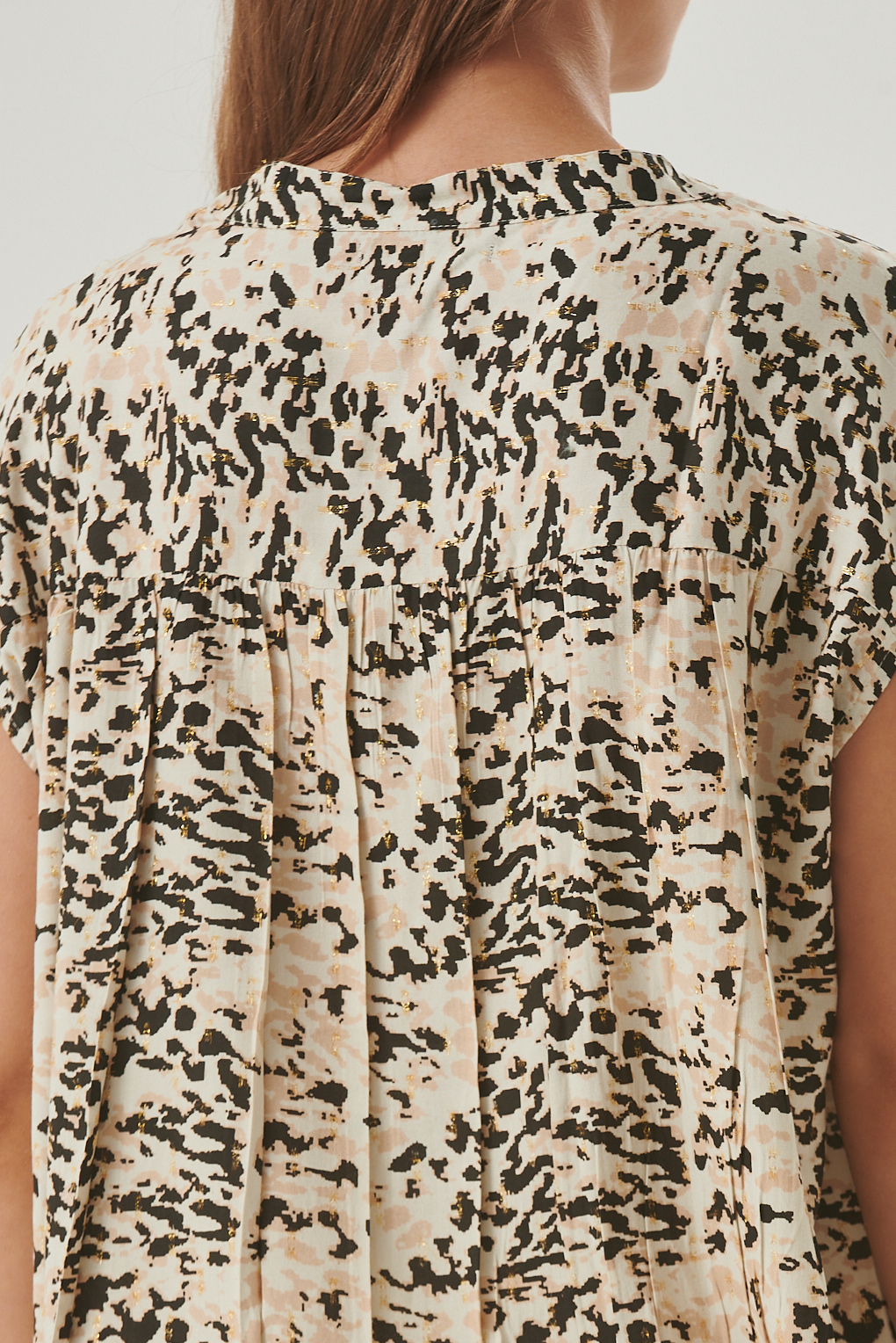 camisa animal print