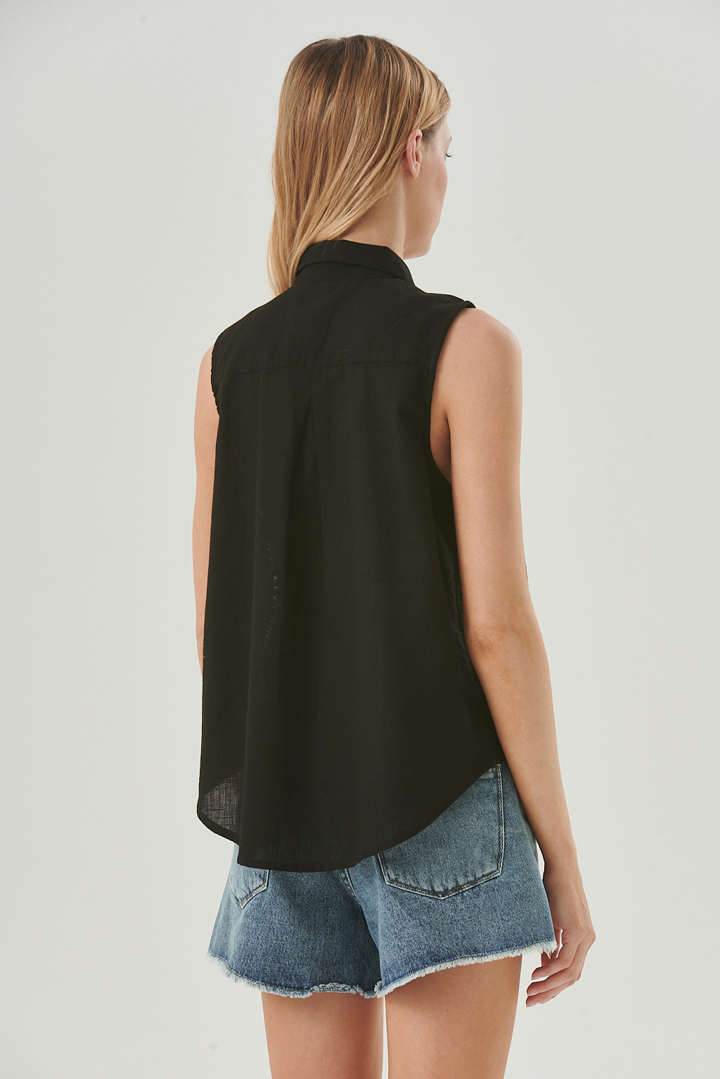 camisa sin mangas brillos