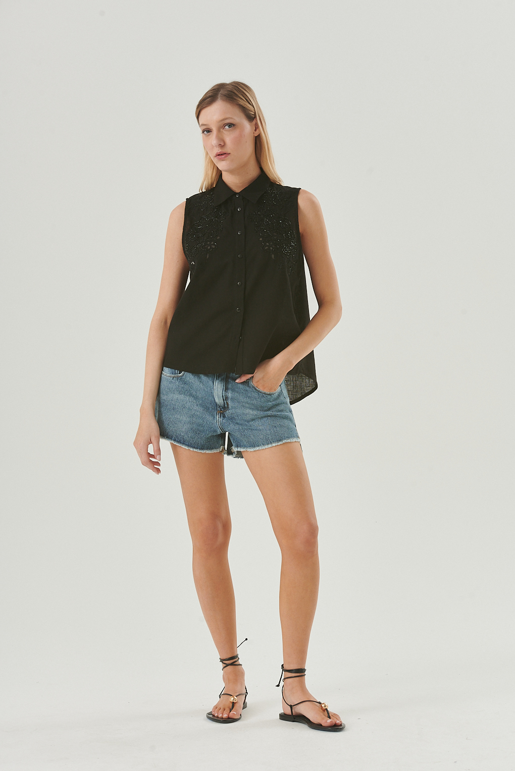 camisa sin mangas brillos