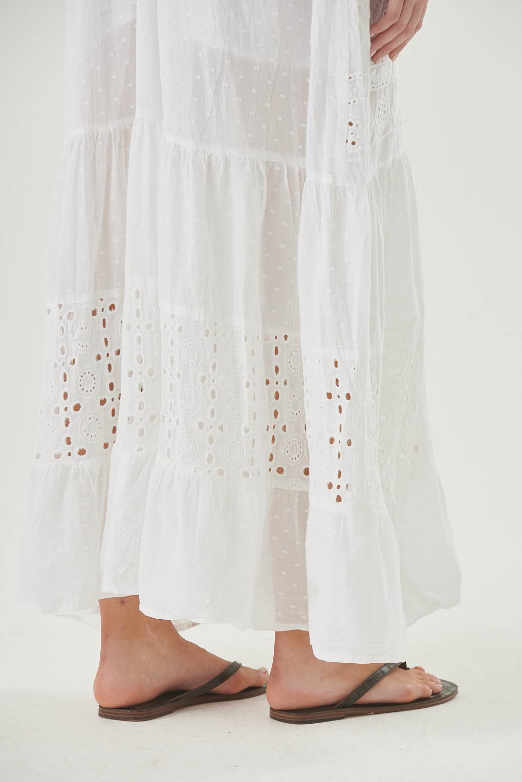 vestido blanco calado