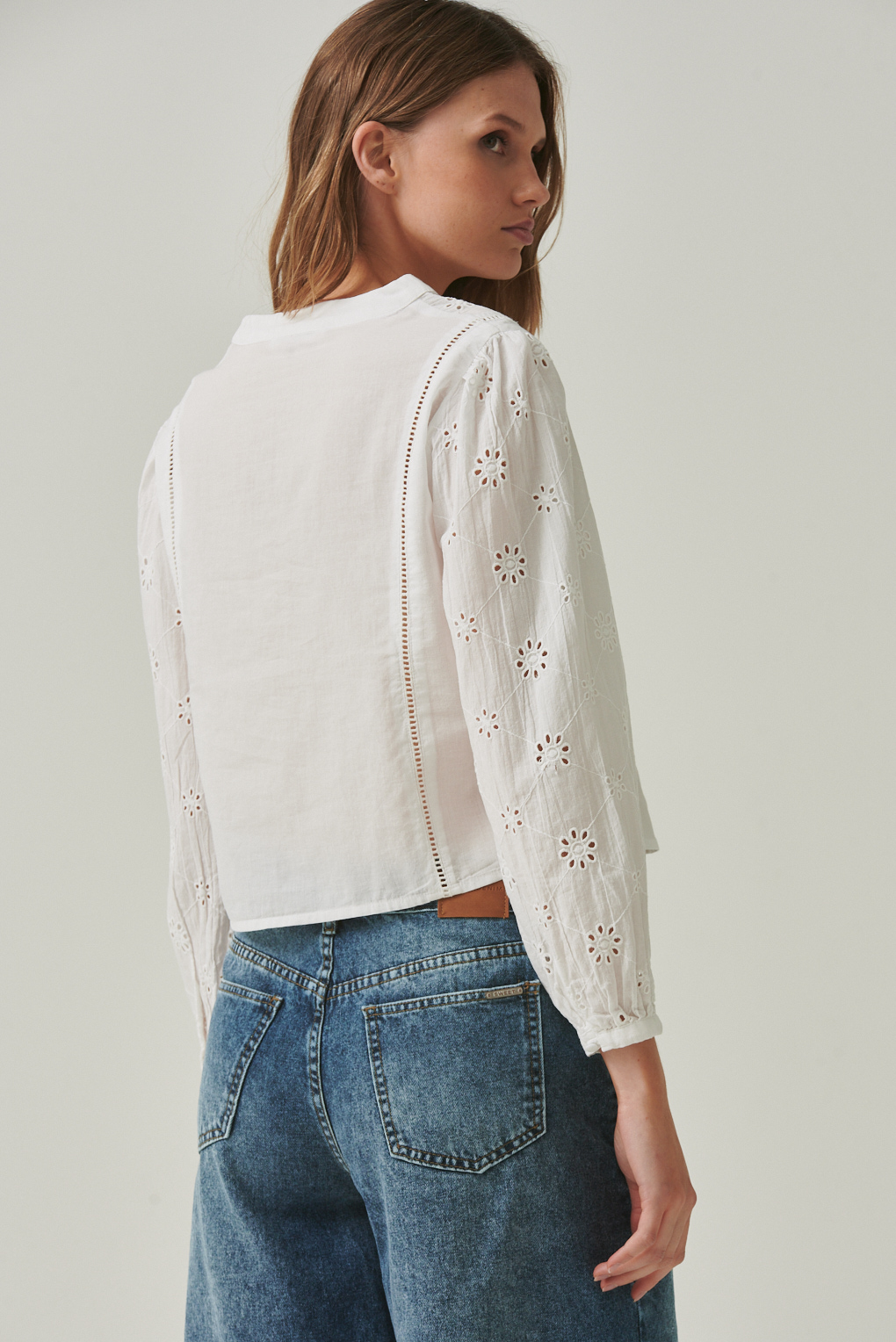 camisa bordada