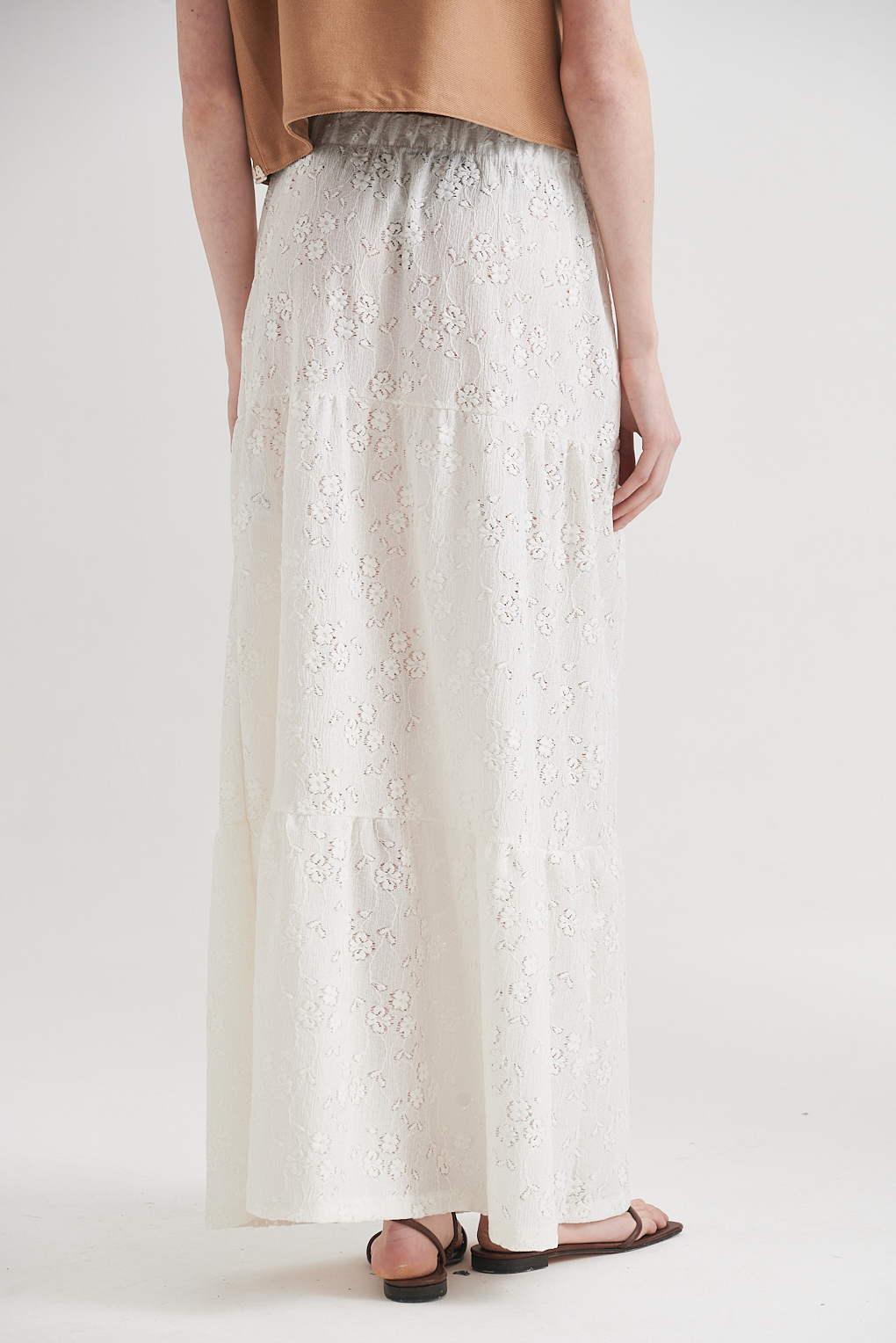 pollera larga calado