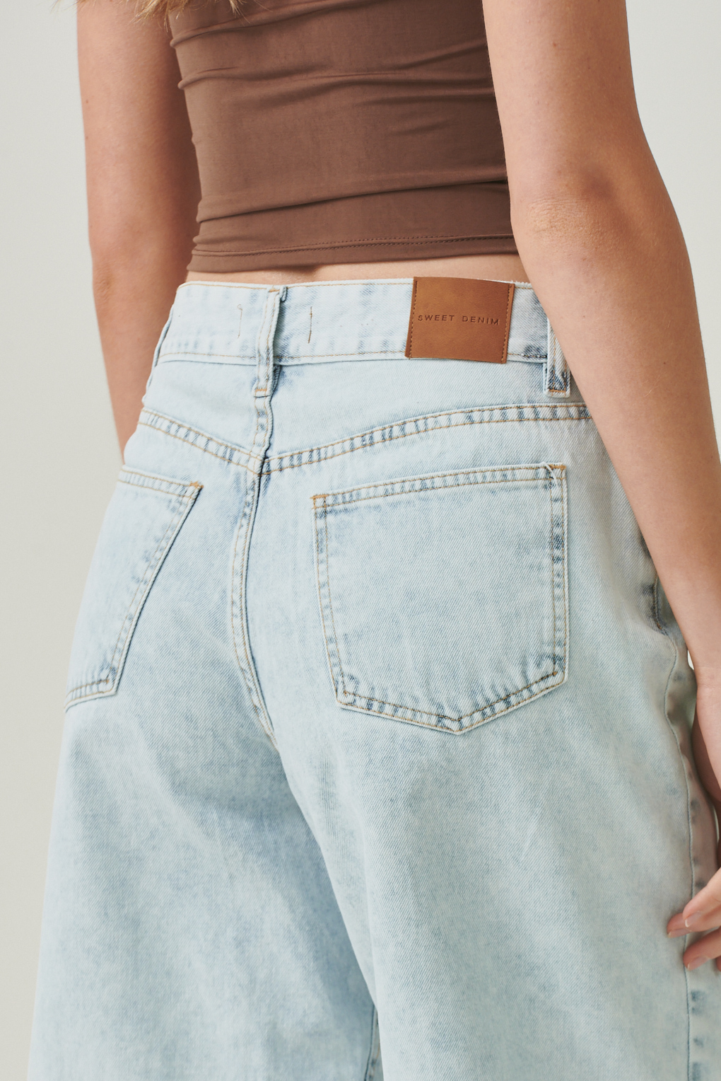bermuda denim rígido celeste