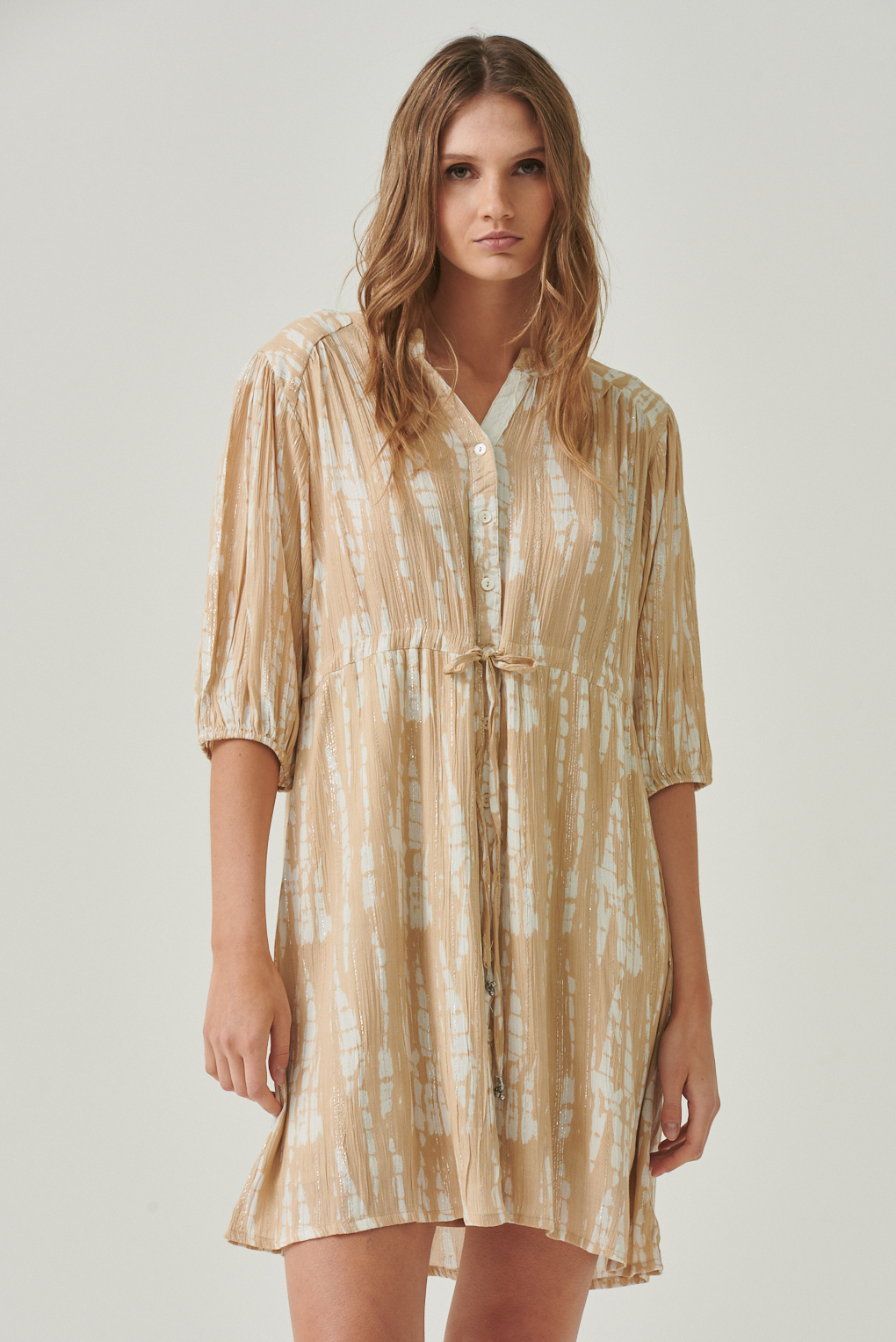 vestido corto botones