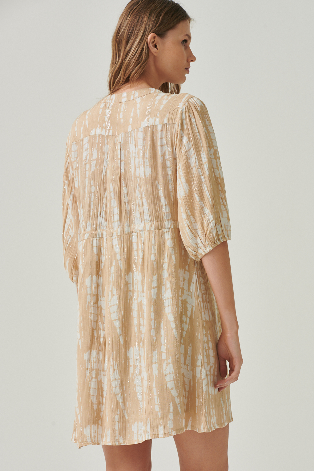 vestido corto botones