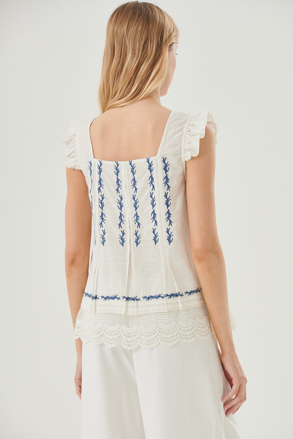 musculosa broderie