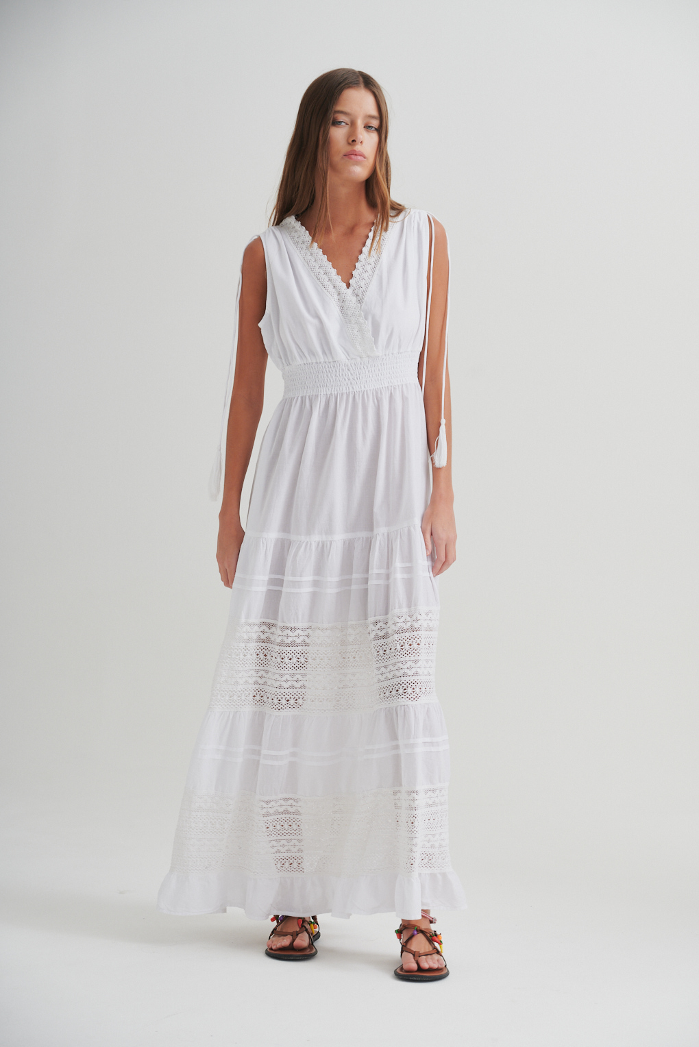 vestido de algodon de puntilla