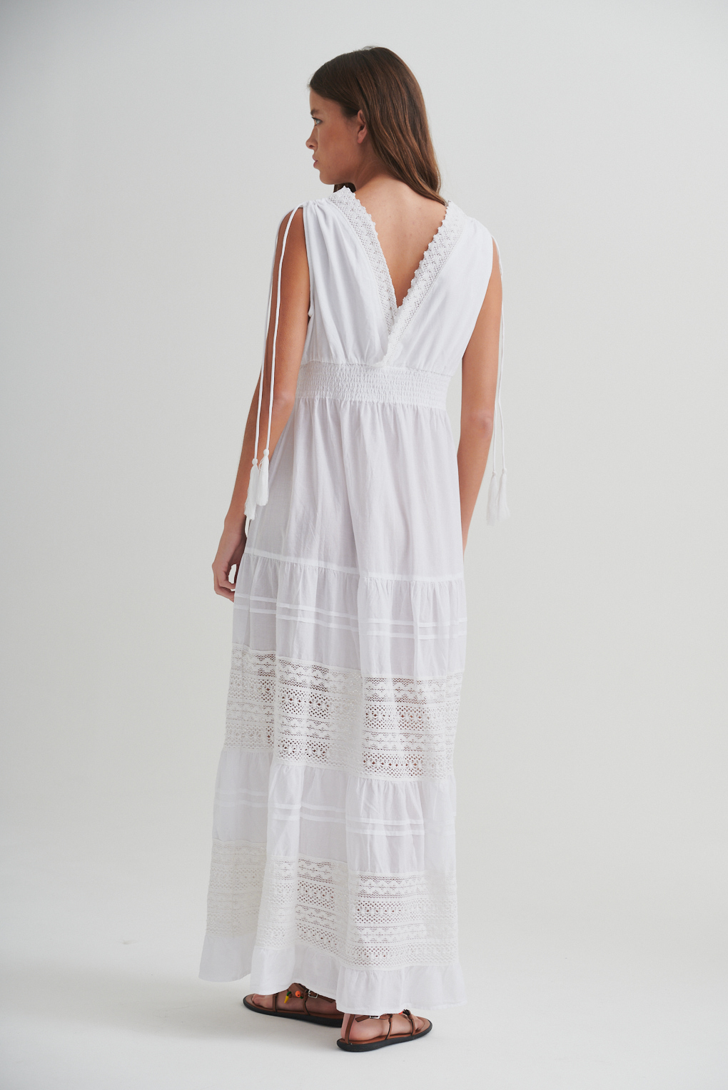 vestido de algodon de puntilla