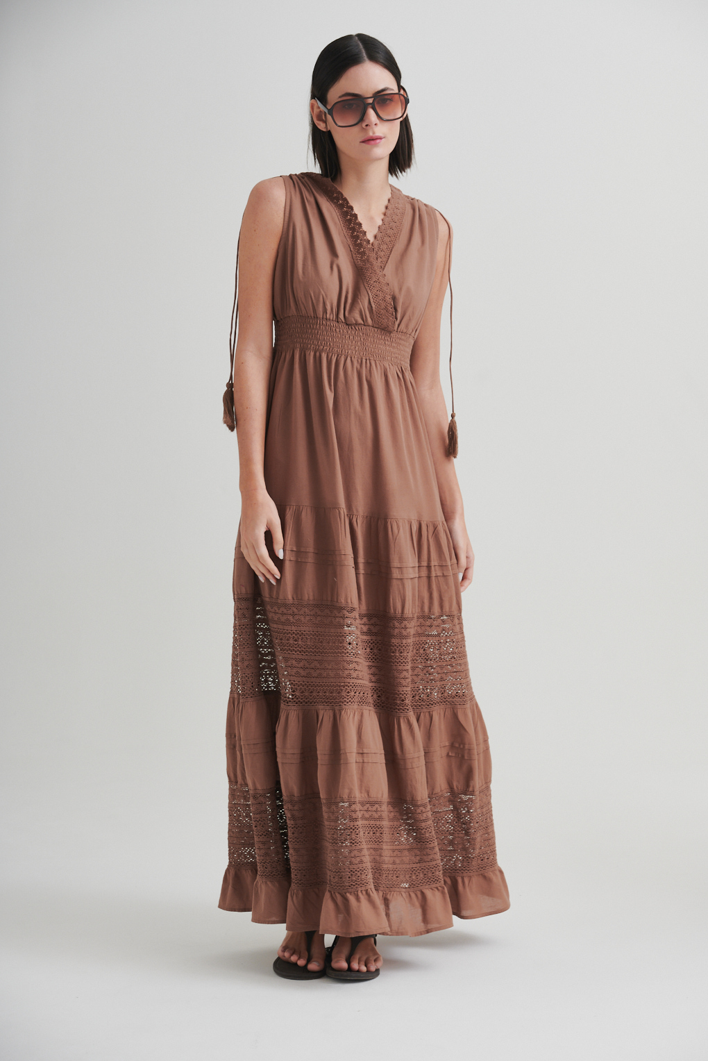 vestido de algodon de puntilla