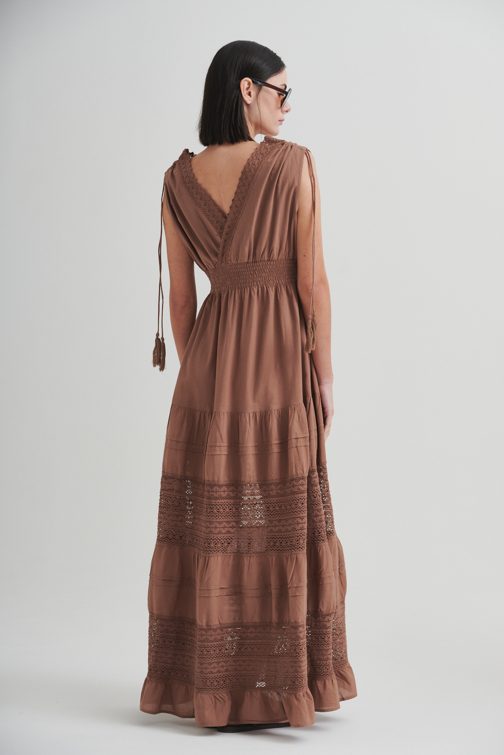 vestido de algodon de puntilla