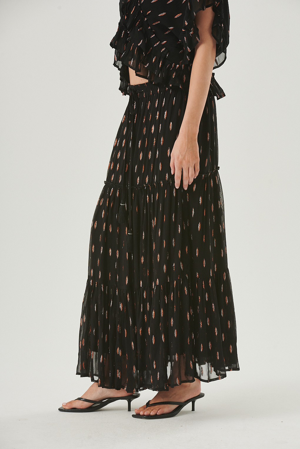 pollera con volados y brillo