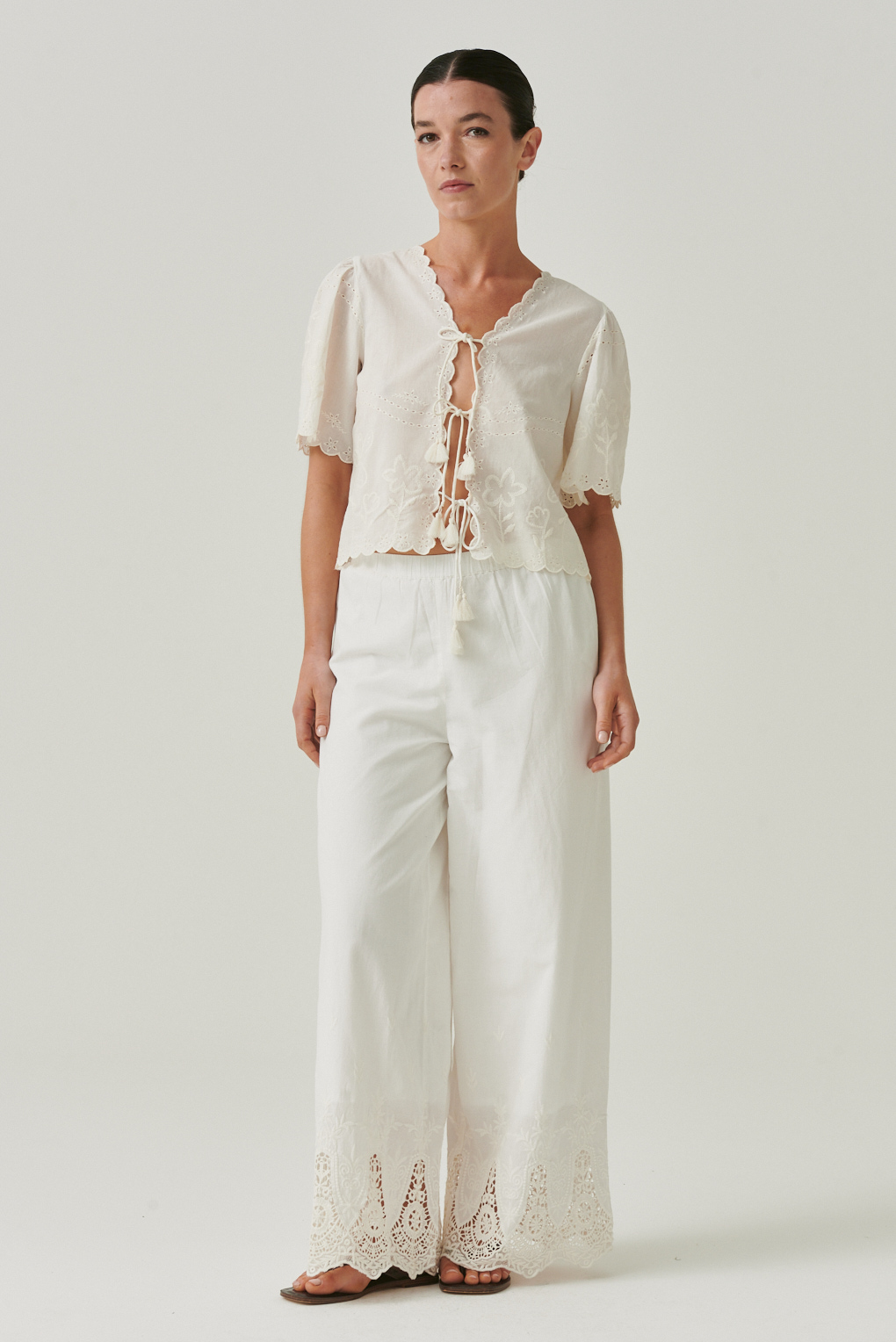 blusa algodón bordada