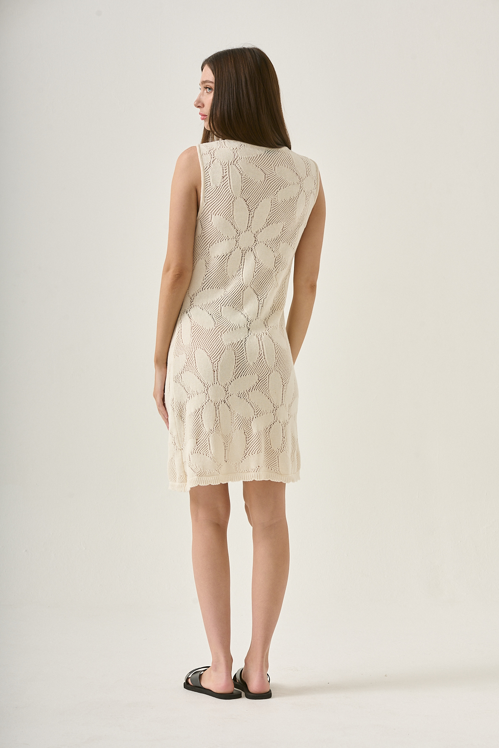 vestido corto de hilo