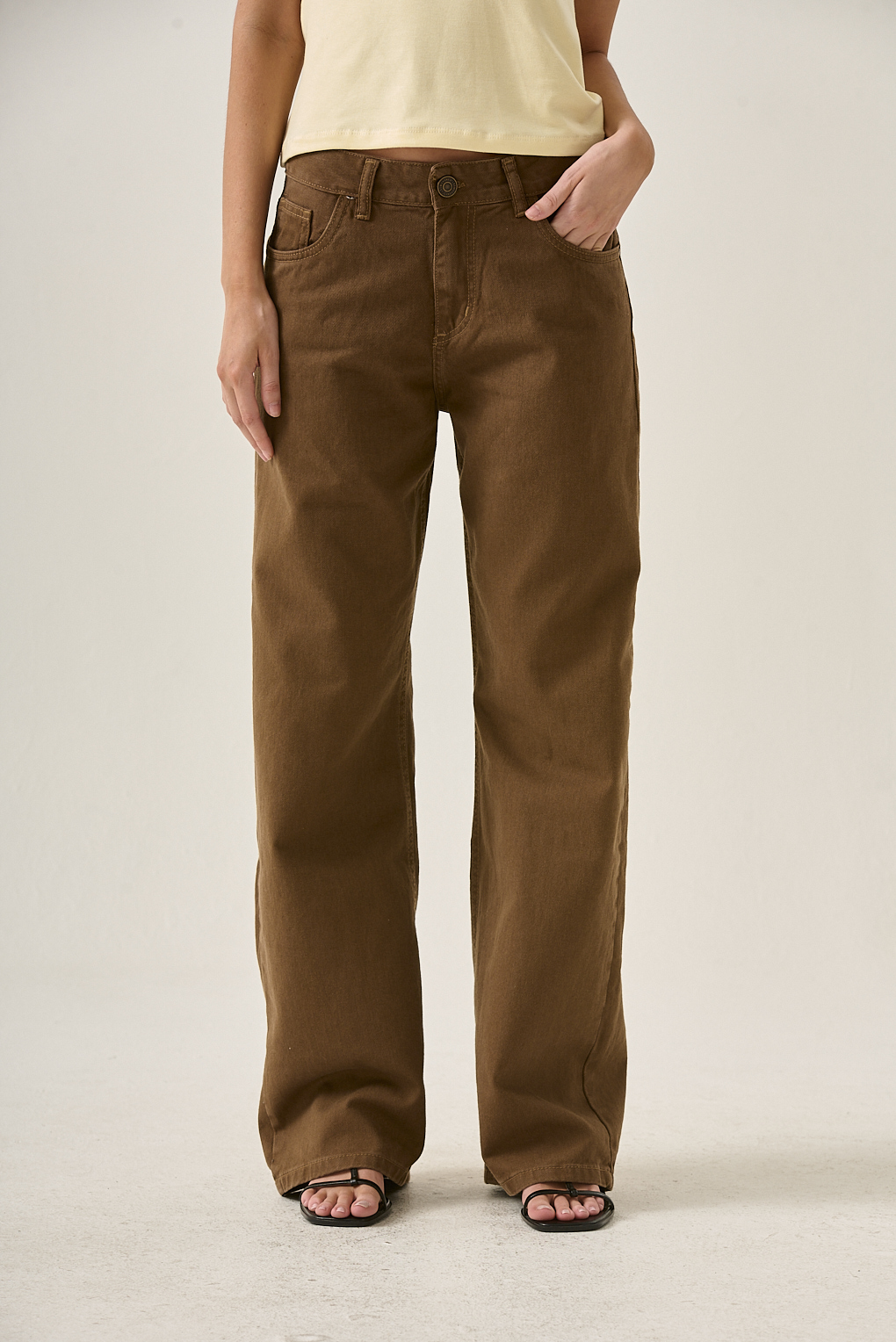 jean wide leg marrón