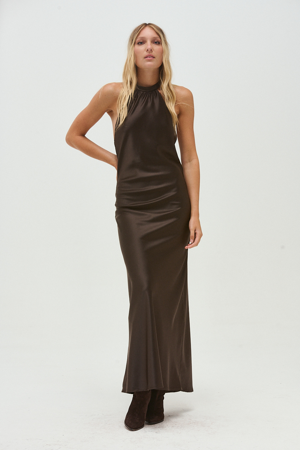 vestido satén largo