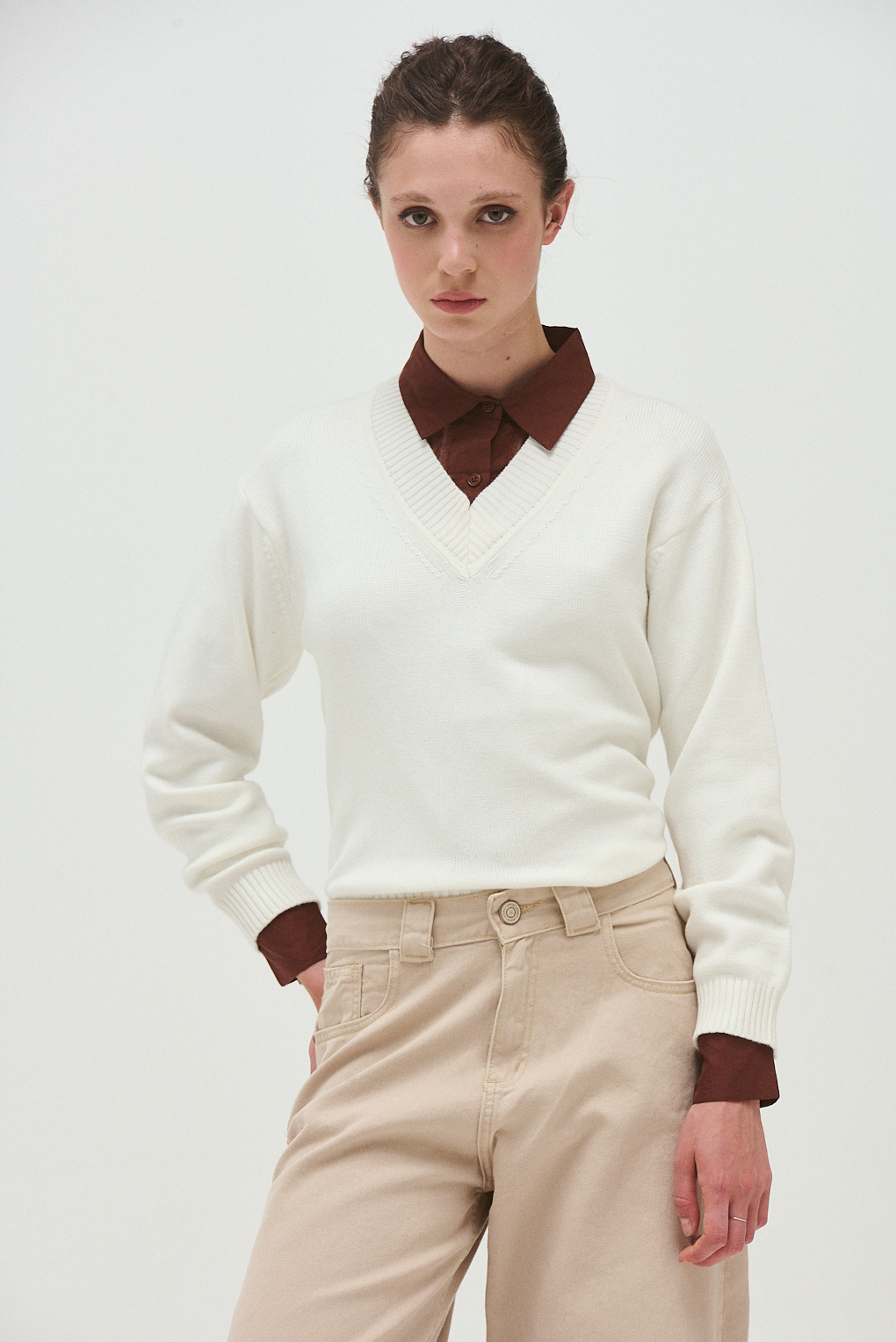 sweater algodón escote v