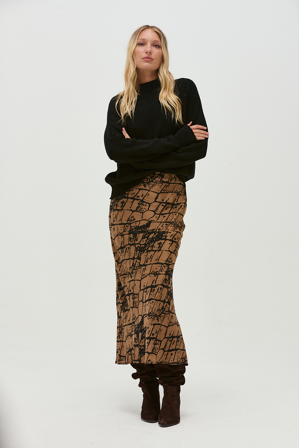 pollera viscosa elastizada