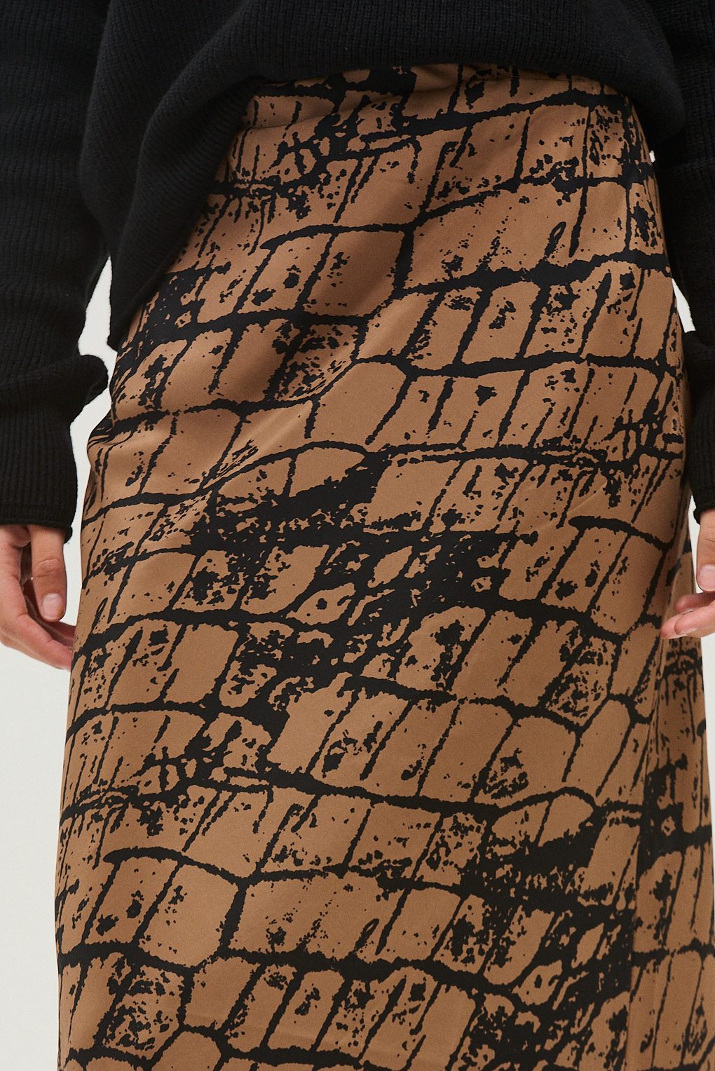 pollera viscosa elastizada